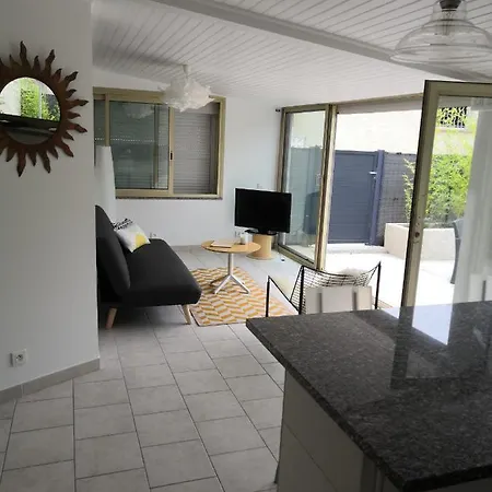 Maison Marie-helene Piscine Partagée Hébergement de vacances